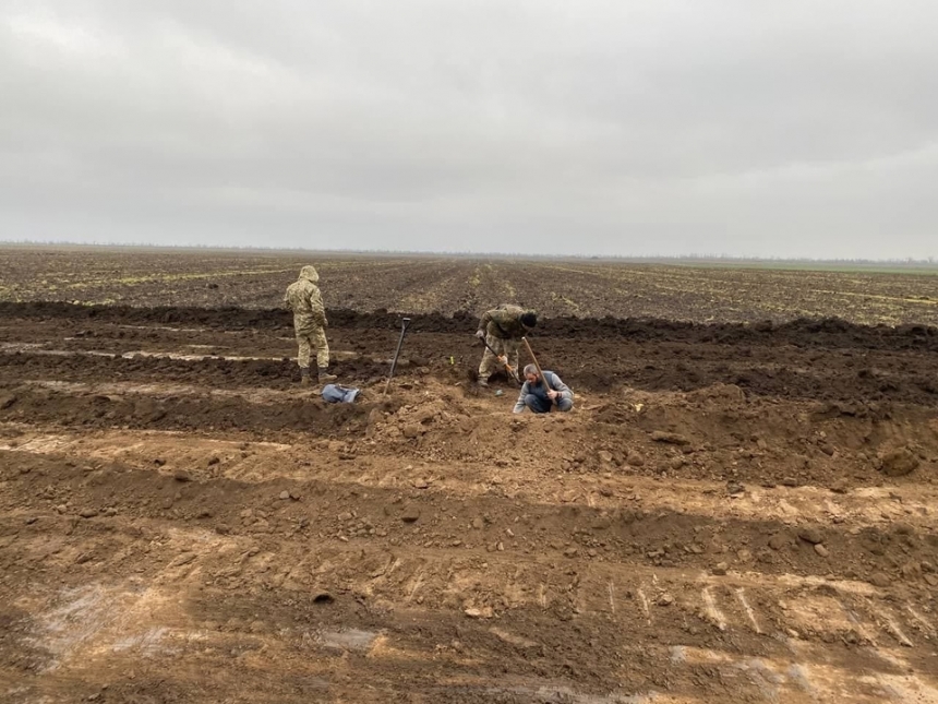 На Николаевщине в кургане возрастом более 5 тысяч лет обнаружили захоронения трех эпох (фото)