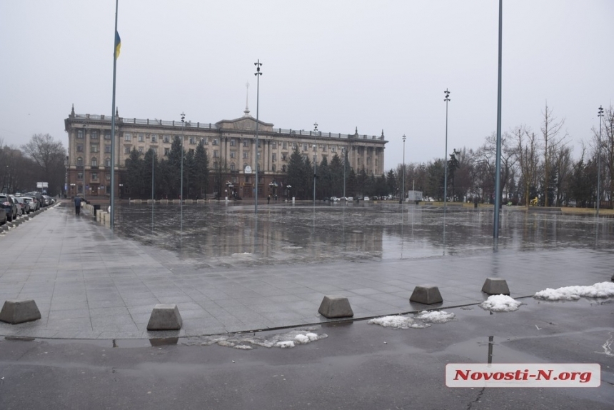 Город заплатит 1,8 млн за незаконную эксплуатацию Серой площади в Николаеве - решение суда