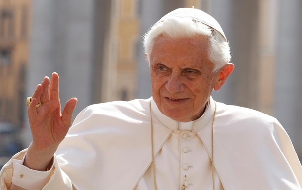 Папу Римского Бенедикта XVI подозревают в сокрытии насилия над детьми