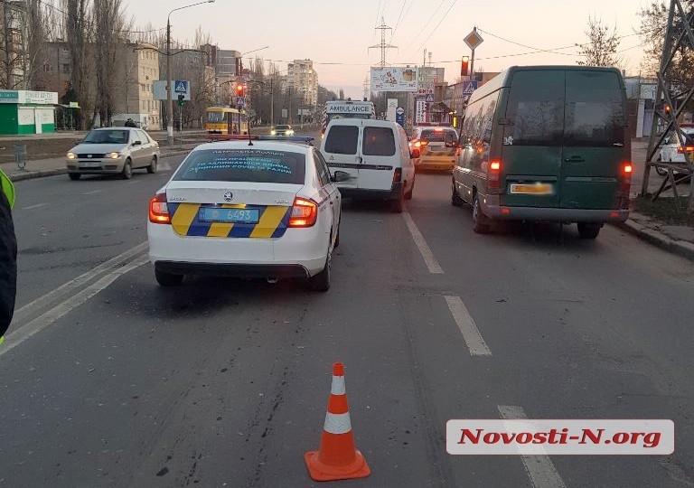 В полиции просят отозваться свидетелей утреннего ДТП, в котором погибла жительница Николаева