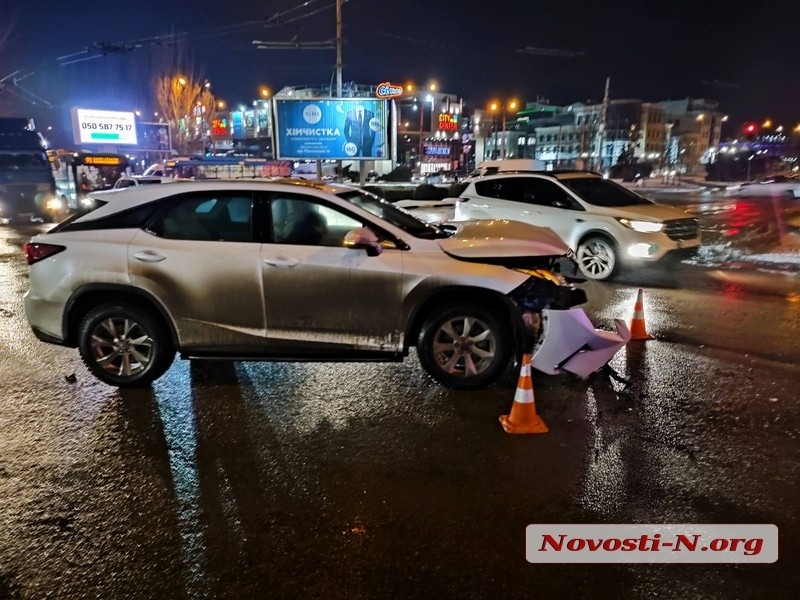 Аварии с маршрутками и пьяная автоледи: все ДТП 28 января в Николаеве и области