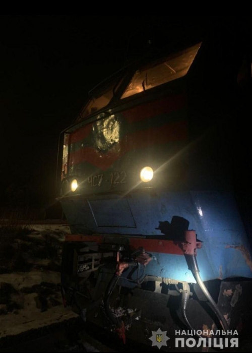 Во Львовской области пассажирский поезд сбил двух пешеходов