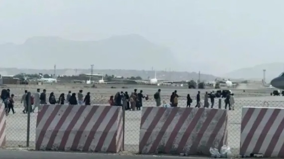 Пентагон опубликовал единственное видео взрыва в аэропорту Кабула и результат расследования