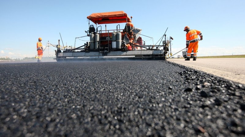 В Украине за год на строительство дорог потратили 132 миллиарда гривен 