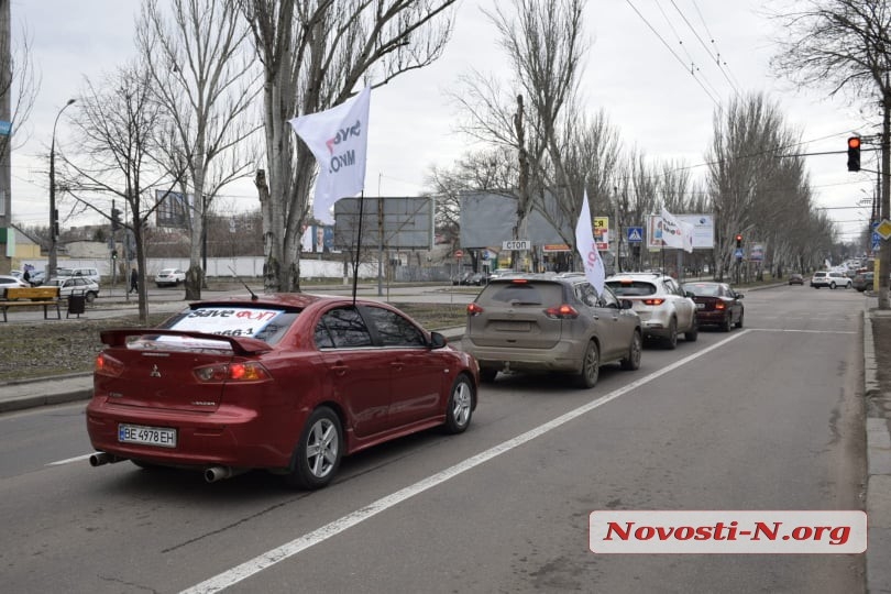 В Николаеве предприниматели устроили автопробег против введения кассовых аппаратов