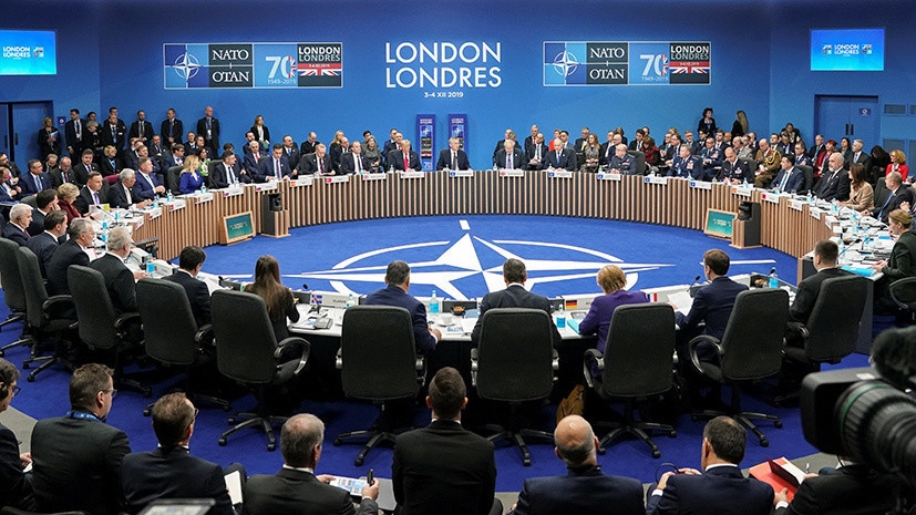 Зеленский обсудил со Столтенбергом саммит НАТО 