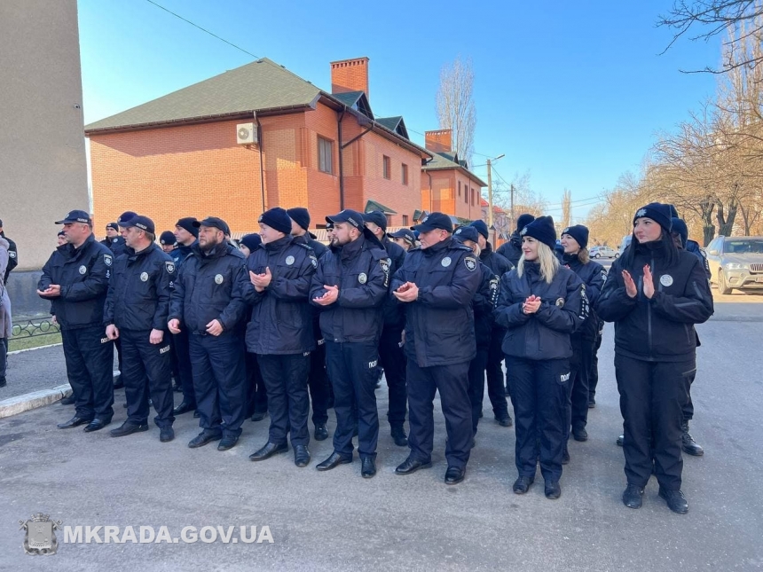 Николаевским полицейским вручили 4 автомобиля Renault Logan для патрулирования городских улиц