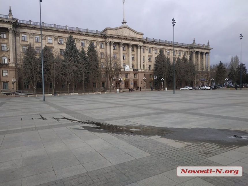 В мэрию Николаева будут пускать по новым правилам: чиновникам обещают доступ даже по ночам