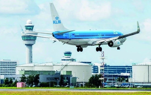 Авиакомпания KLM прекращает полеты в Украину из-за эскалации напряжения