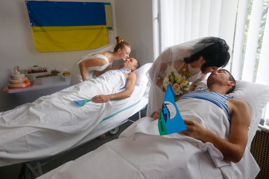 В Николаеве повесился знаменитый десантник, прикованный к коляске после ранения в АТО