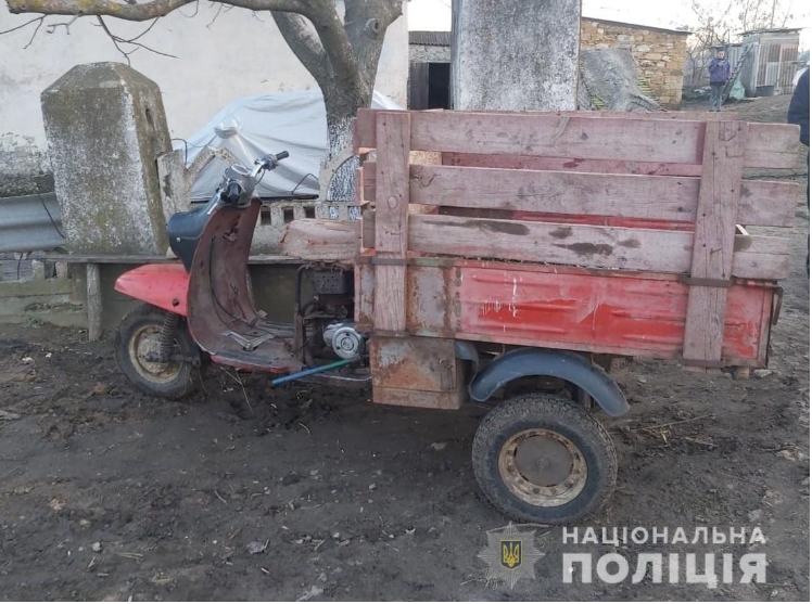 В Николаевской области погиб пассажир, упавший с мотоцикла 