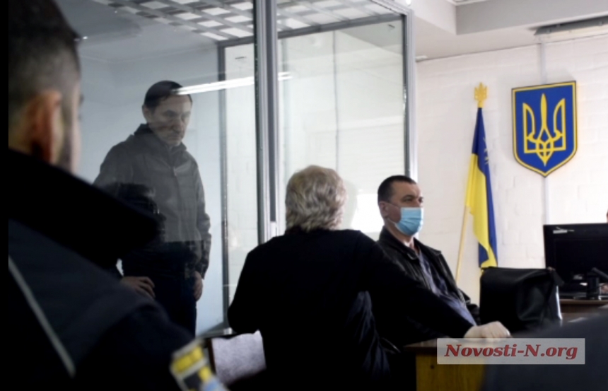 В Николаеве суд не разрешил «вору в законе» остаться в Украине – он едет в Испанию