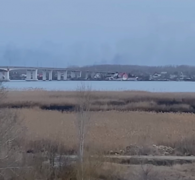 Украинские военные отстояли мост через Днепр — угроза захвата Николаева резко снизилась