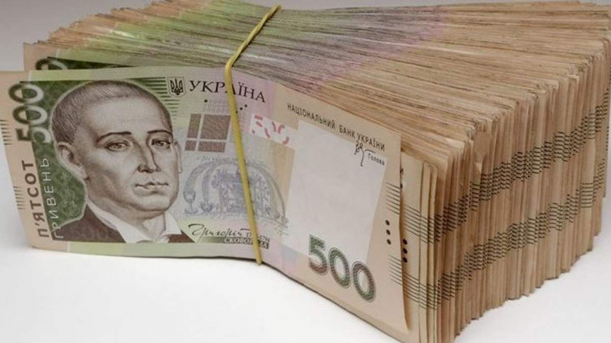 Военным будут платить 100 тысяч гривен дополнительного вознаграждения в месяц