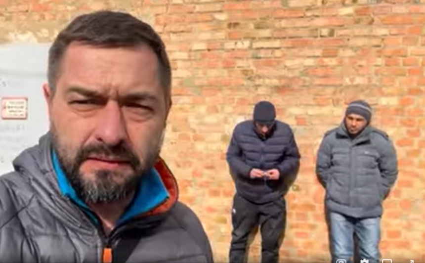 В Николаеве глава облздрава задержал двух закладчиков (видео)