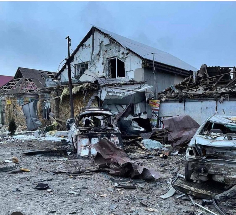 Появились фото разрушенных домов после обстрелов в Балабановке