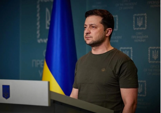 Зеленский отзывает украинских миротворцев со всего мира
