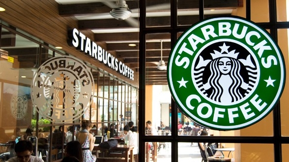 Starbucks приостанавливает работу в России