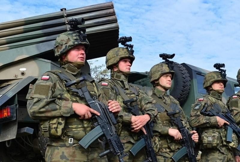 Польша увеличивает численность армии в три раза