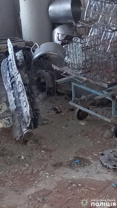Полиция опубликовала фото последствий обстрелов жилых кварталов в Николаеве: открыто уголовное производство