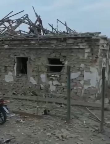 В Николаеве слышны взрывы, в Снигиревке уничтожены жилые дома (видео)