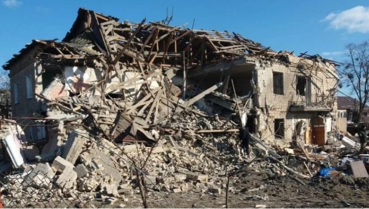 Спасатели призвали не сообщать адреса разрушенных в результате обстрелов домов 