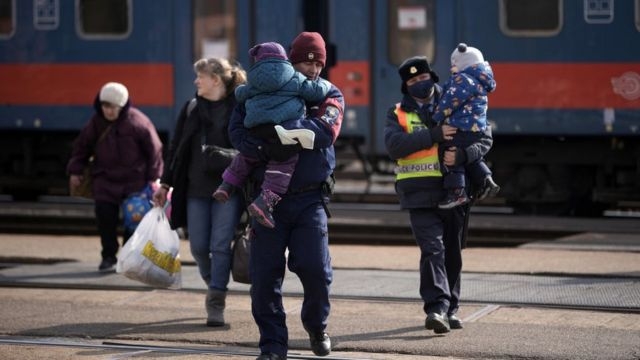 Шотландия и Уэльс готовы принять украинских беженцев