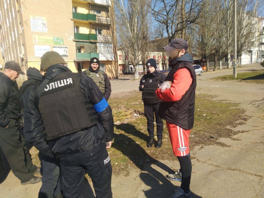 В Николаеве задержали человека, снимавшего передвижение техники ВСУ