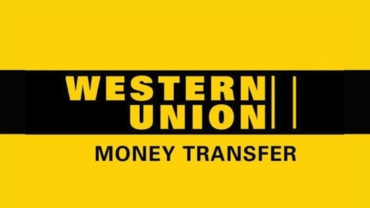 Western Union останавливает работу в России