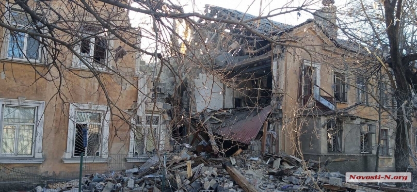 Разрушенный ракетным ударом жилкоп в Николаеве не подлежит восстановлению, жителей отселили, - Сенкевич