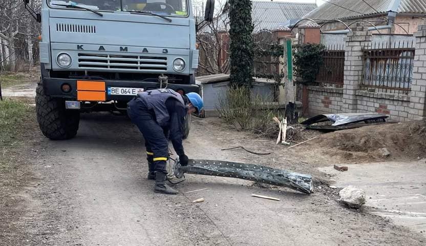 Пиротехники показали последствия обстрелов Николаева (фото)