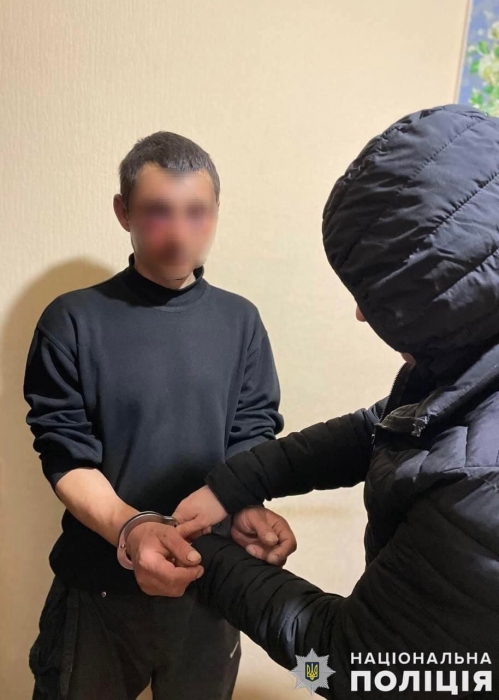 Николаевские полицейские задержали подозреваемого в изнасиловании парализованной 86-летней бабушки