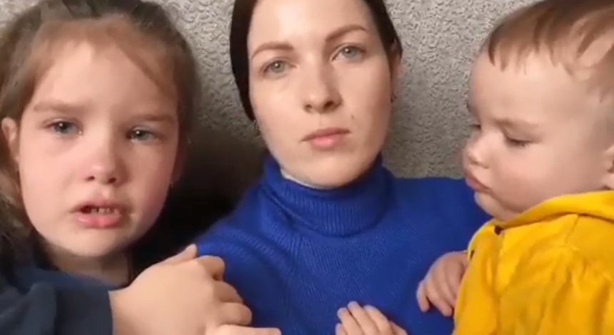 Матери и жены николаевских морпехов, защищающих Мариуполь, записали видеообращение