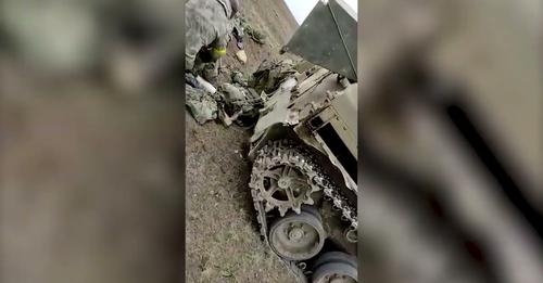В Николаевской области морпехи уничтожили группу оккупантов и забрали их технику (видео)