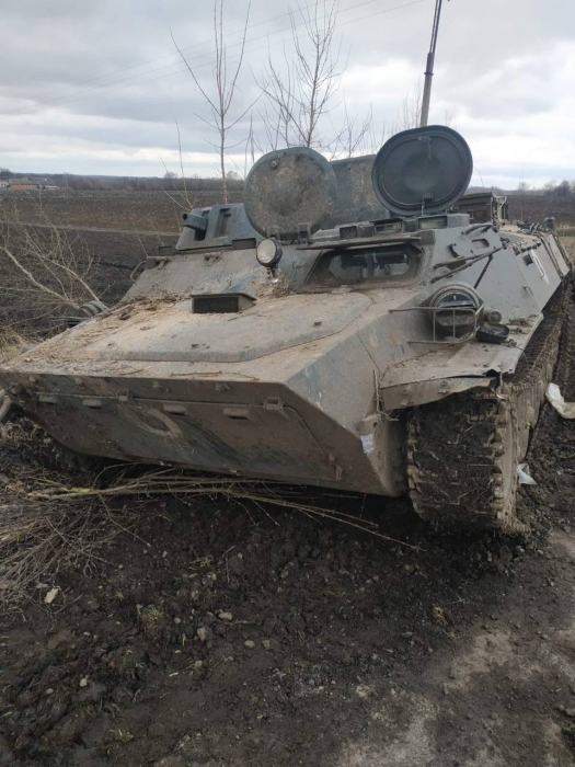 В Сумской области украинские бойцы пополнили свои запасы техникой оккупантов (видео)