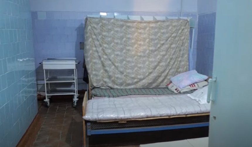 В Николаеве женщина родила ребенка во время обстрела больницы (видео)