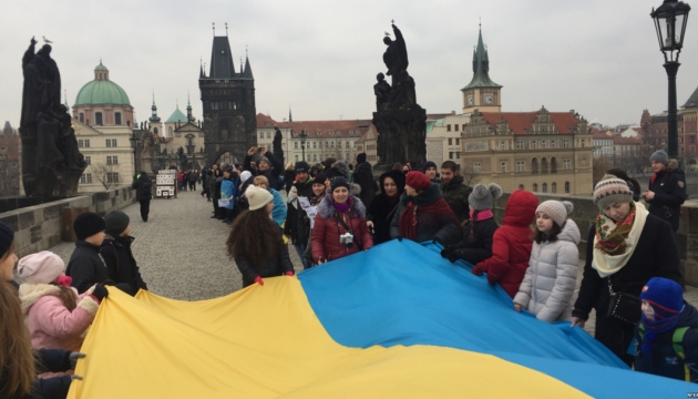 59% чешских компаний готовы взять на работу беженцев из Украины