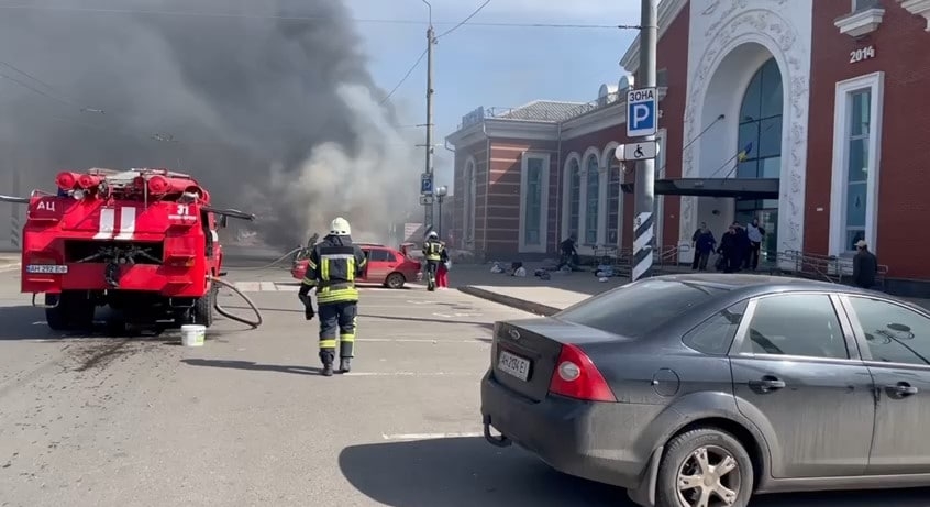 Глава Донецкой ОГА уточнил, что по вокзалу в Краматорске ударили ракетой «Точка-У»