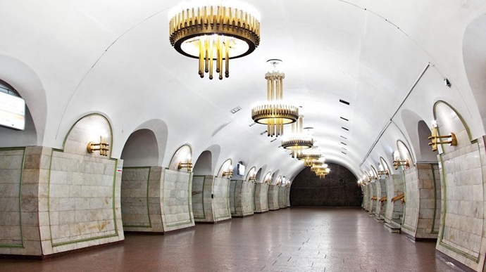«Льва Толстого», «Минская», «Дружбы народов»: в Киеве предлагают переименовать 5 станций метро