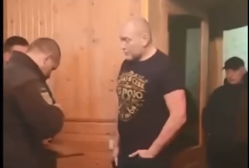 Экс-нардепу Бориславу Березе принесли повестку — он вызвал полицию (видео)