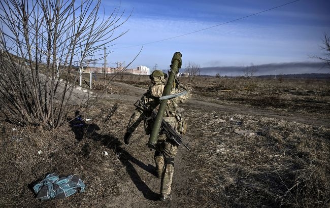 Украинские десантники уничтожили 5 танков оккупантов, среди которых командирский (видео)