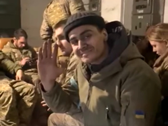 Морские пехотинцы в Мариуполе сдаваться не намерены и просят о помощи – «счет на часы» (видео)