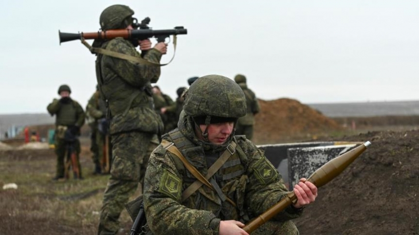 В Херсонской и Донецкой областях идут бои, у оккупантов срывается мобилизация, - Генштаб