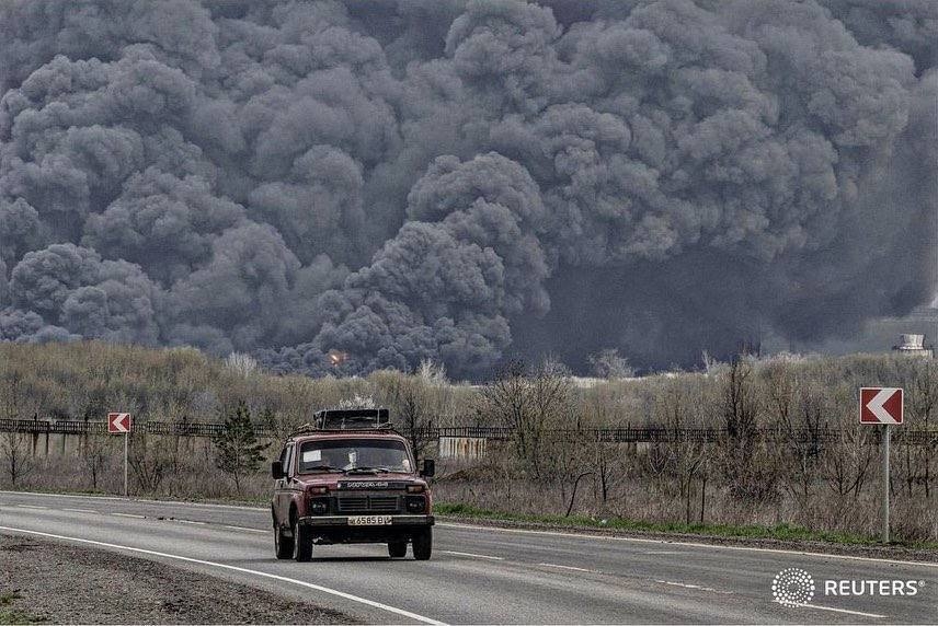 Апокалиптические фото из Лисичанска: взорвали нефтезавод