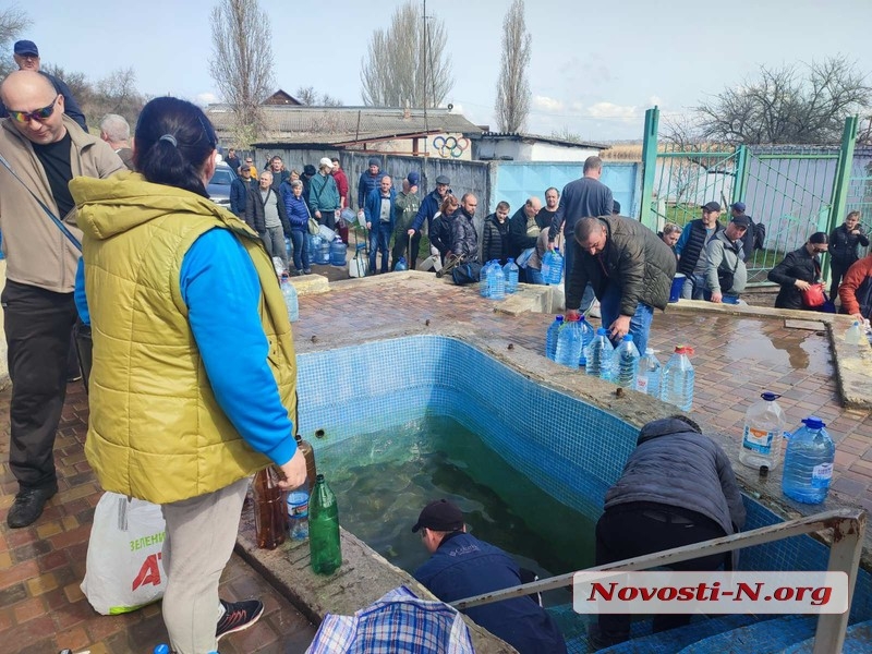 В Николаеве запустили скважины, продолжают бурить новые: где горожане могут брать воду
