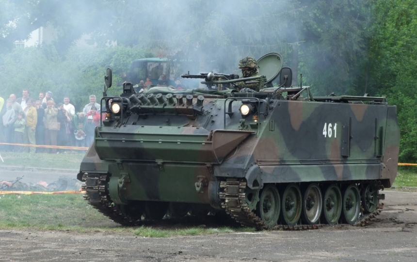 Западная Вирджиния отправит в Украину бронетранспортеры M113
