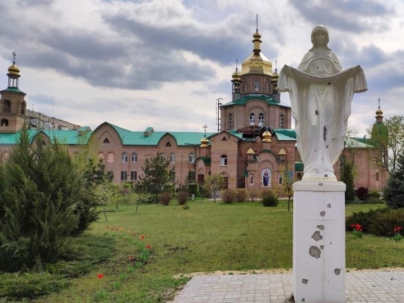 В Луганской области оккупанты разрушили семь православных храмов