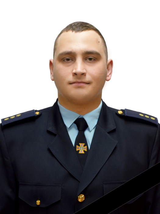Под Николаевом в ДТП погиб старший лейтенант Службы спасения