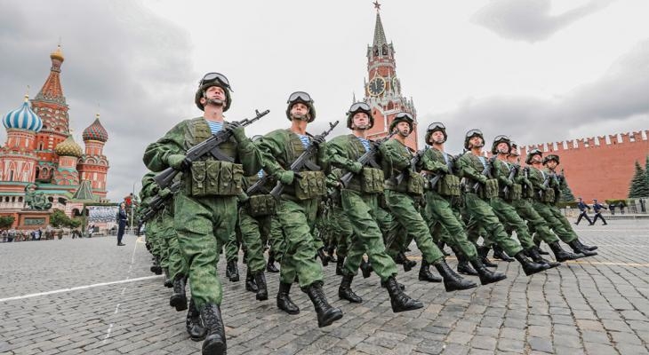 У Путина отрицают планы объявить 9 мая мобилизацию в России