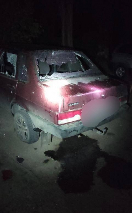 Обстрел Николаева: выбитые стекла и растрощенные автомобили — первые фото